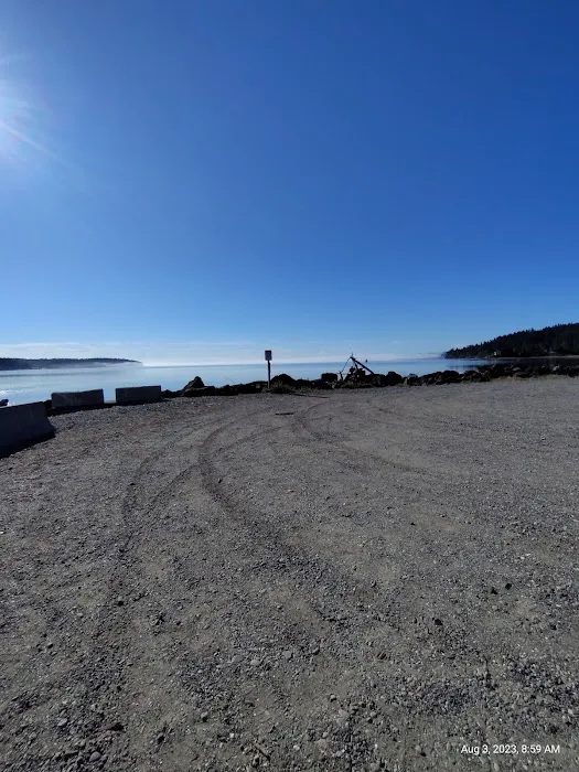 Lower Oak Bay Campground Picture 10