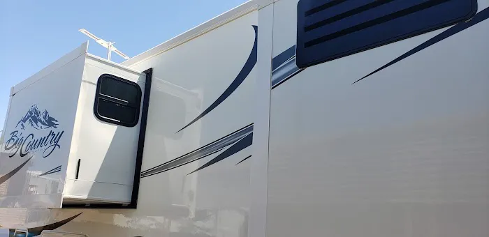 Tradewinds RV Park Picture 6