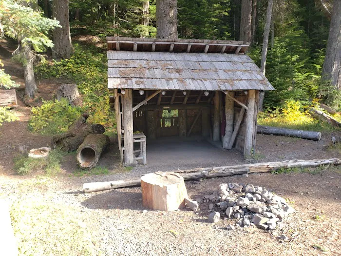 Camp Handy Picture 3