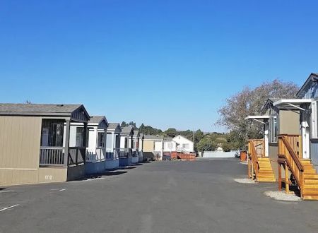 Glen Cove Estates