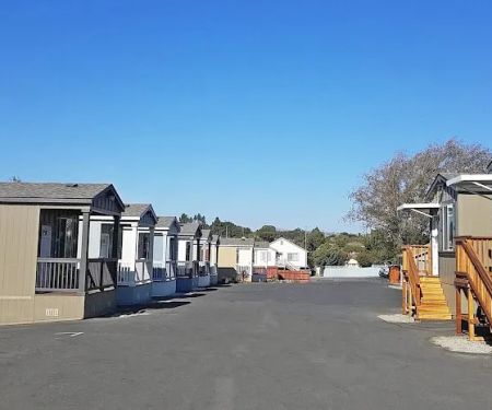 Glen Cove Estates