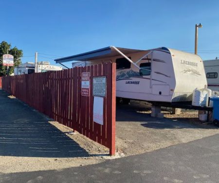 Bay Breeze Rv and Mobile Estates