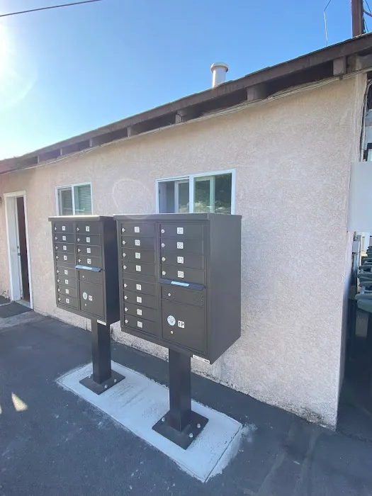 Bay Breeze Rv and Mobile Estates Picture 9