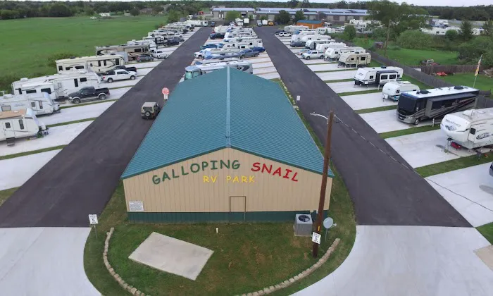 Galloping Snail RV Park Picture 3