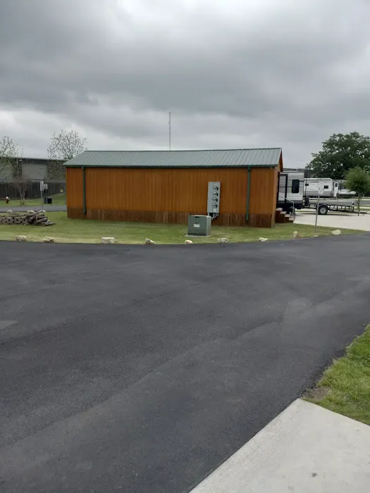 Galloping Snail RV Park Picture 2