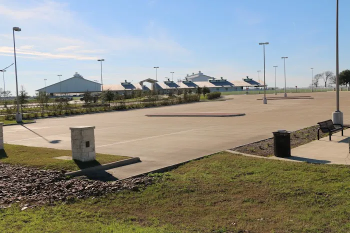 Equine Complex RV Park Picture 2