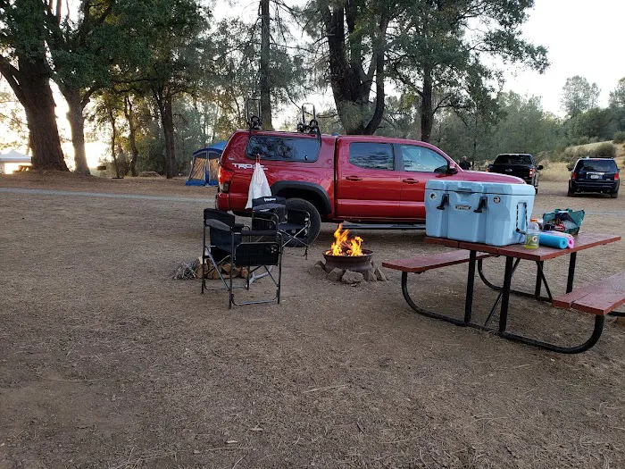 Finnon Lake Campground Picture 6
