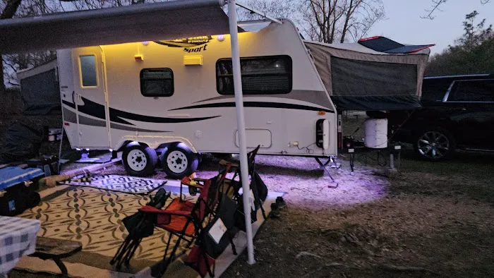Adeline Jay Geo-Karis Illinois Beach State Park Permit Booth Picture 5