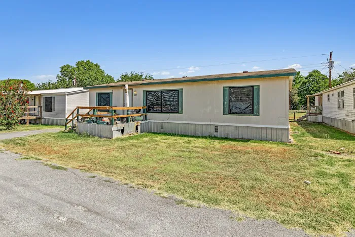 Evergreen Estates MHC Picture 1