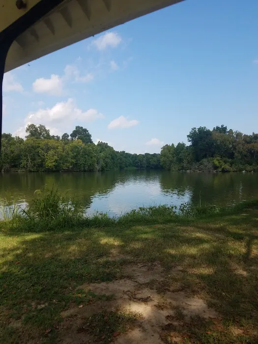 Bell and Ford Rv Park Picture 6