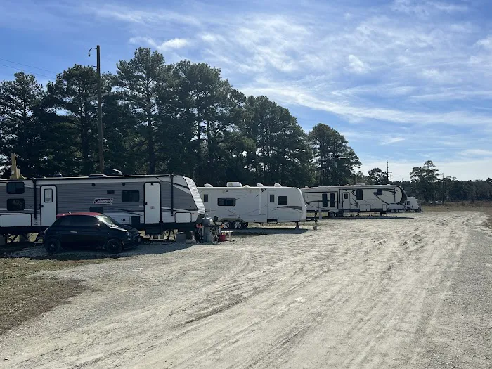 Stoneham Trails RV Park Picture 1