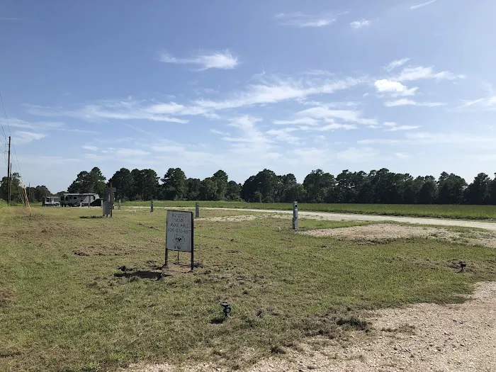 Stoneham Trails RV Park Picture 4