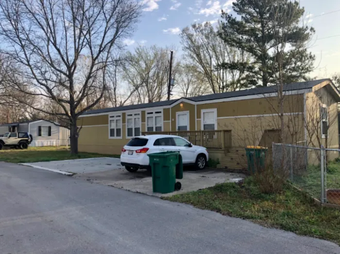 Cedar Crest Mobile Home Park Picture 7