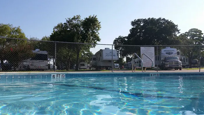 Holiday RV Park Picture 6