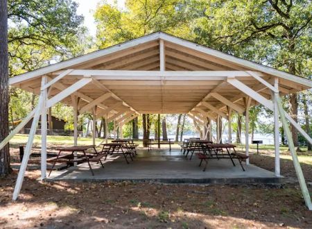 Crockett Lakefront Rv Resort & Marina