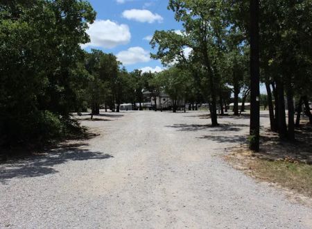 Sleepy Hollow RV Park