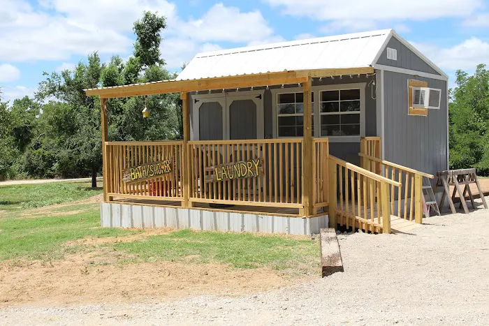 Sleepy Hollow RV Park Picture 5