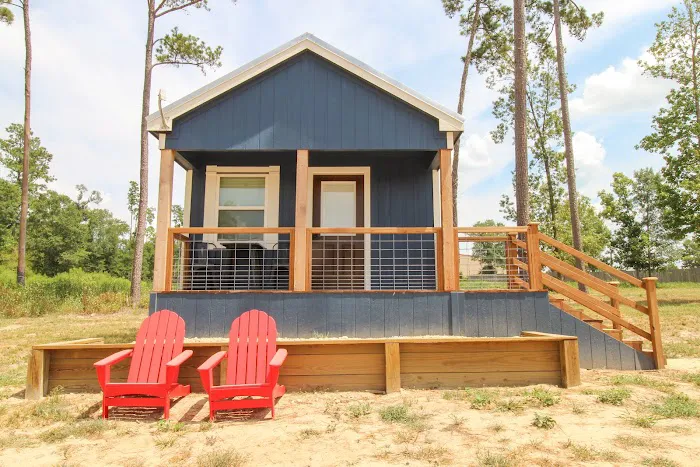 Blue Sky Lake Livingston RV Park & Cabins Picture 1