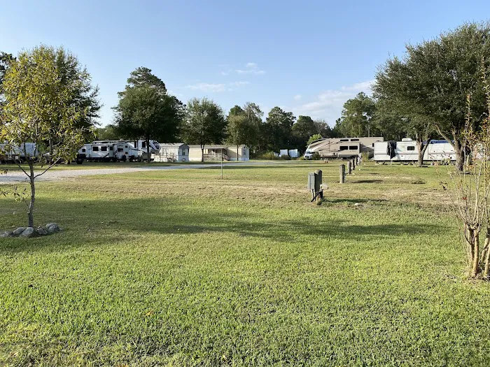 Riley's RV Park Picture 2