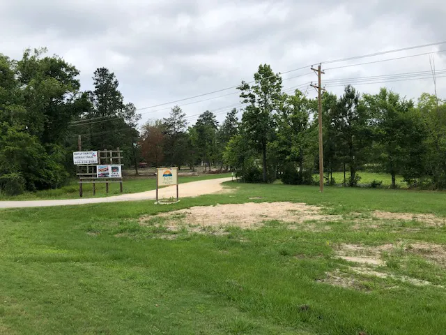 The Pines at Lake Livingston Picture 6