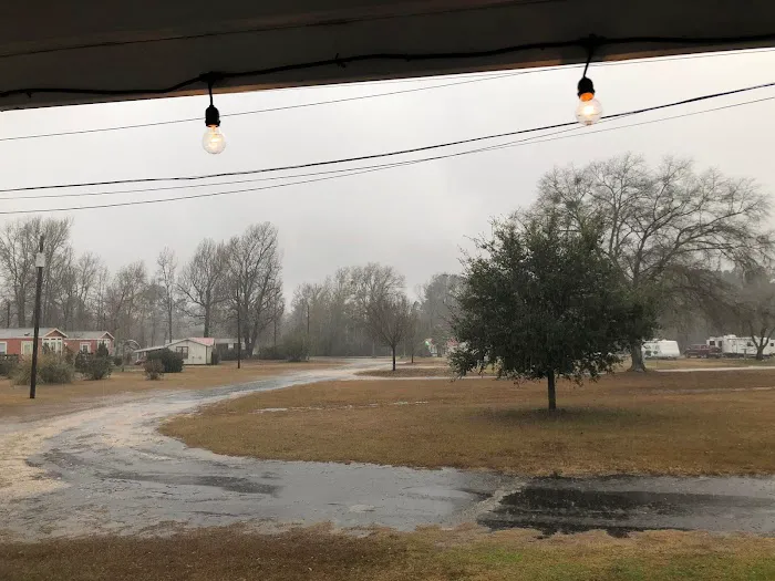 Magnolia RV Park Picture 9