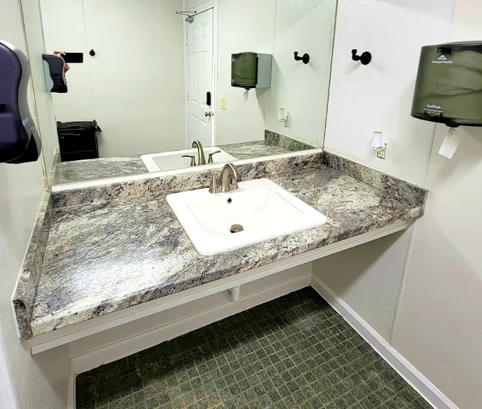 Willie's RV Haven Picture 2