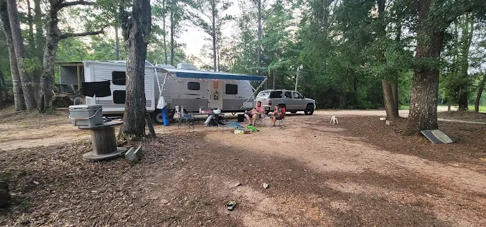 Creek Adventures Campground Picture 2
