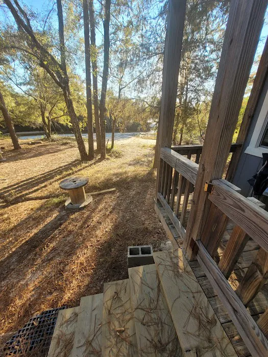 Creek Adventures Campground Picture 10