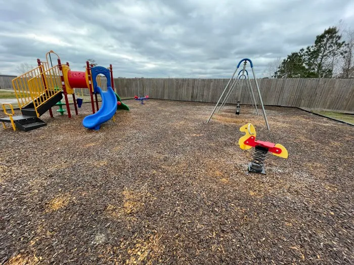 Stadium Village Mobile Home Park Picture 8