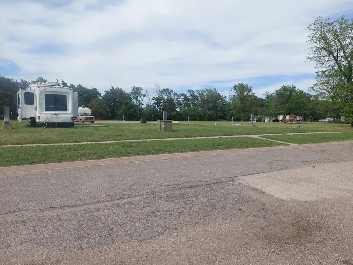 All Seasons Mobile Home & RV Park Picture 4
