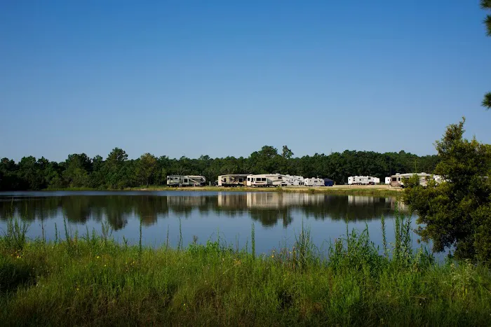 Osprey Lakes RV Park Picture 9