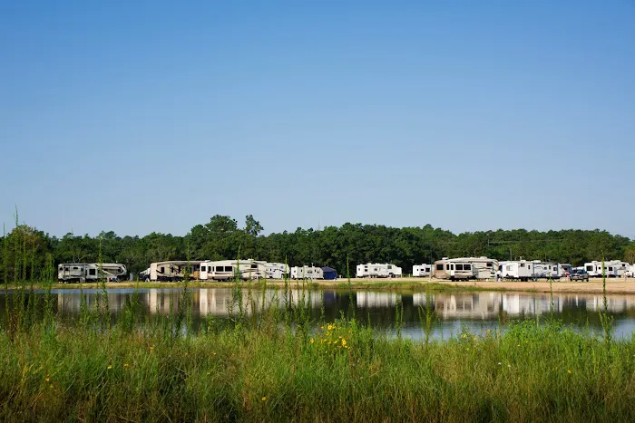 Osprey Lakes RV Park Picture 7