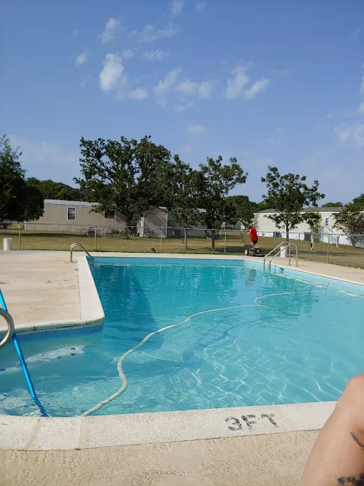Pecan Village Mobile Home Comm Picture 3