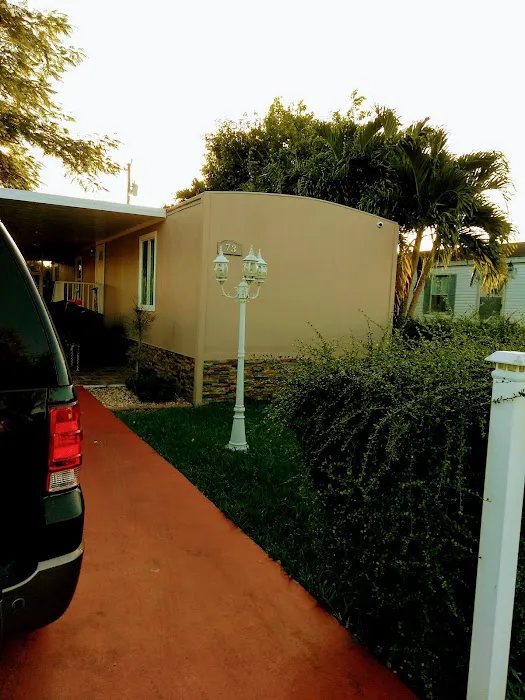 Redlands Mobile Park Picture 3