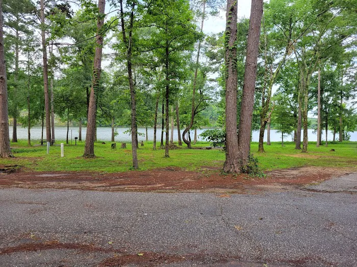 Point Cedar Campground Picture 2