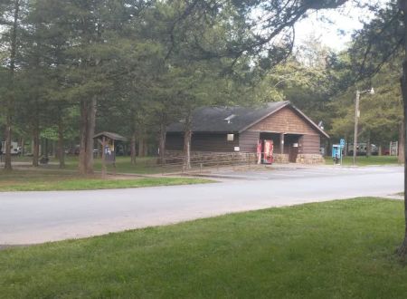 Devils Den Campground E