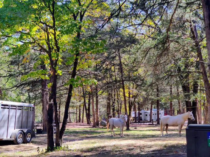 Devil’s Den Horse Camp Picture 3