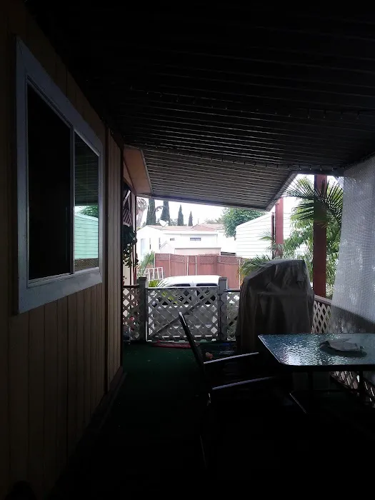Fullerton Mobile Estates Picture 3