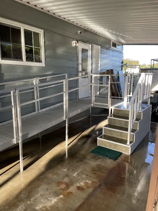 Regency Villa Mobile Home Park Picture 4