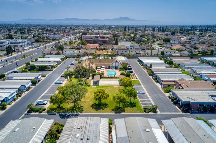 Royal Garden Estates Picture 3