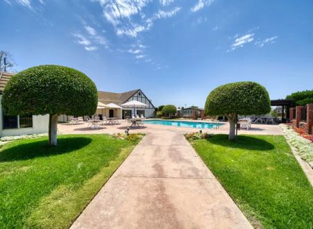 Royal Garden Estates