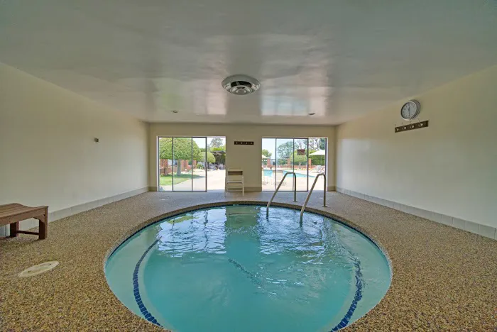 Royal Garden Estates Picture 5