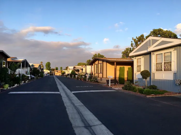 South Grove Mobile Estates Picture 3