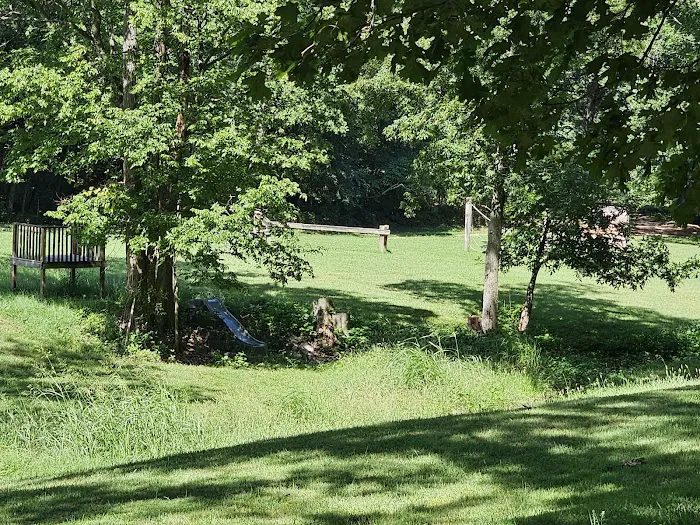 Terra Rose Campsite Picture 4
