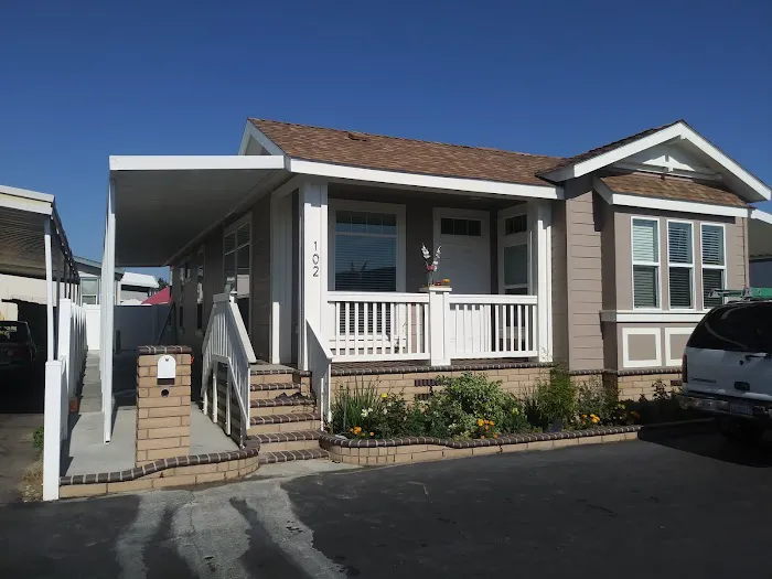 El Dorado Mobile Home Park Picture 2