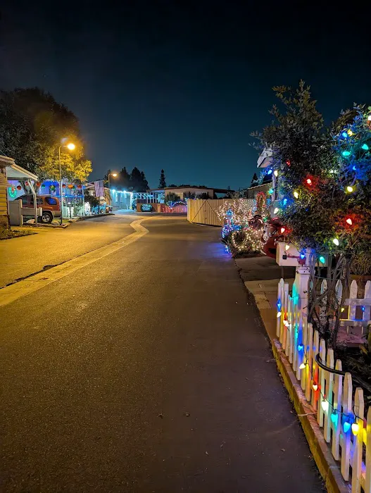El Dorado Mobile Home Park Picture 4