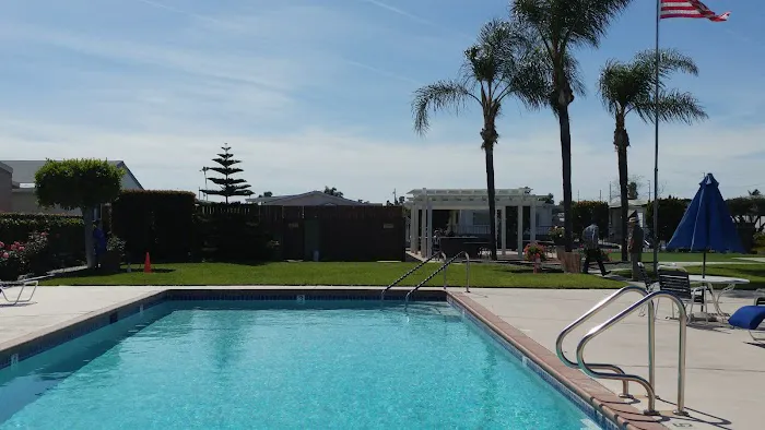 Brookfield Manor Picture 2