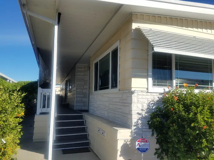 Brookfield Manor Picture 6