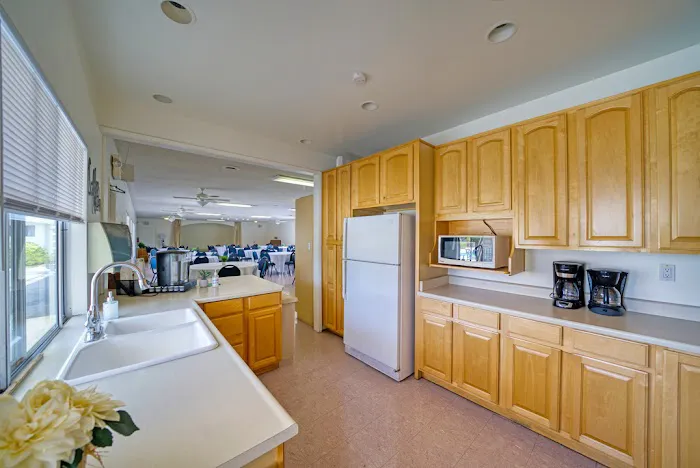 Rancho Huntington Mobile Home Estates Picture 7