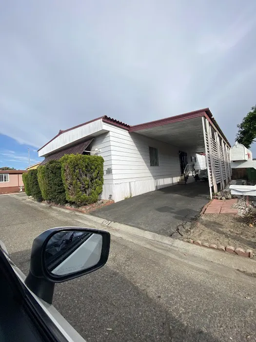 Sandalwood Mobile Home Park Picture 6